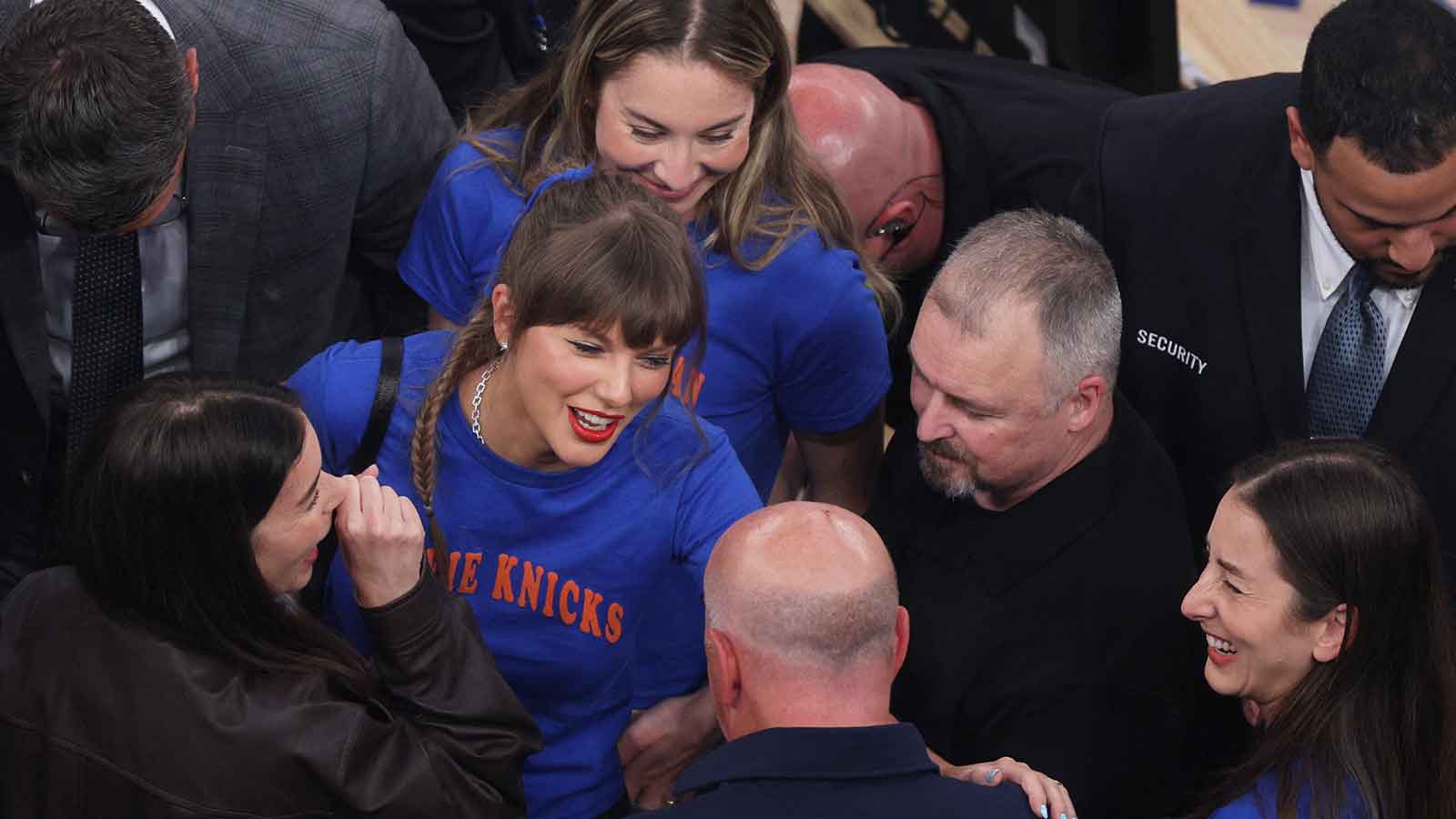 Taylor Swift catches hot mic stray from Knicks radio team in NBA Finals