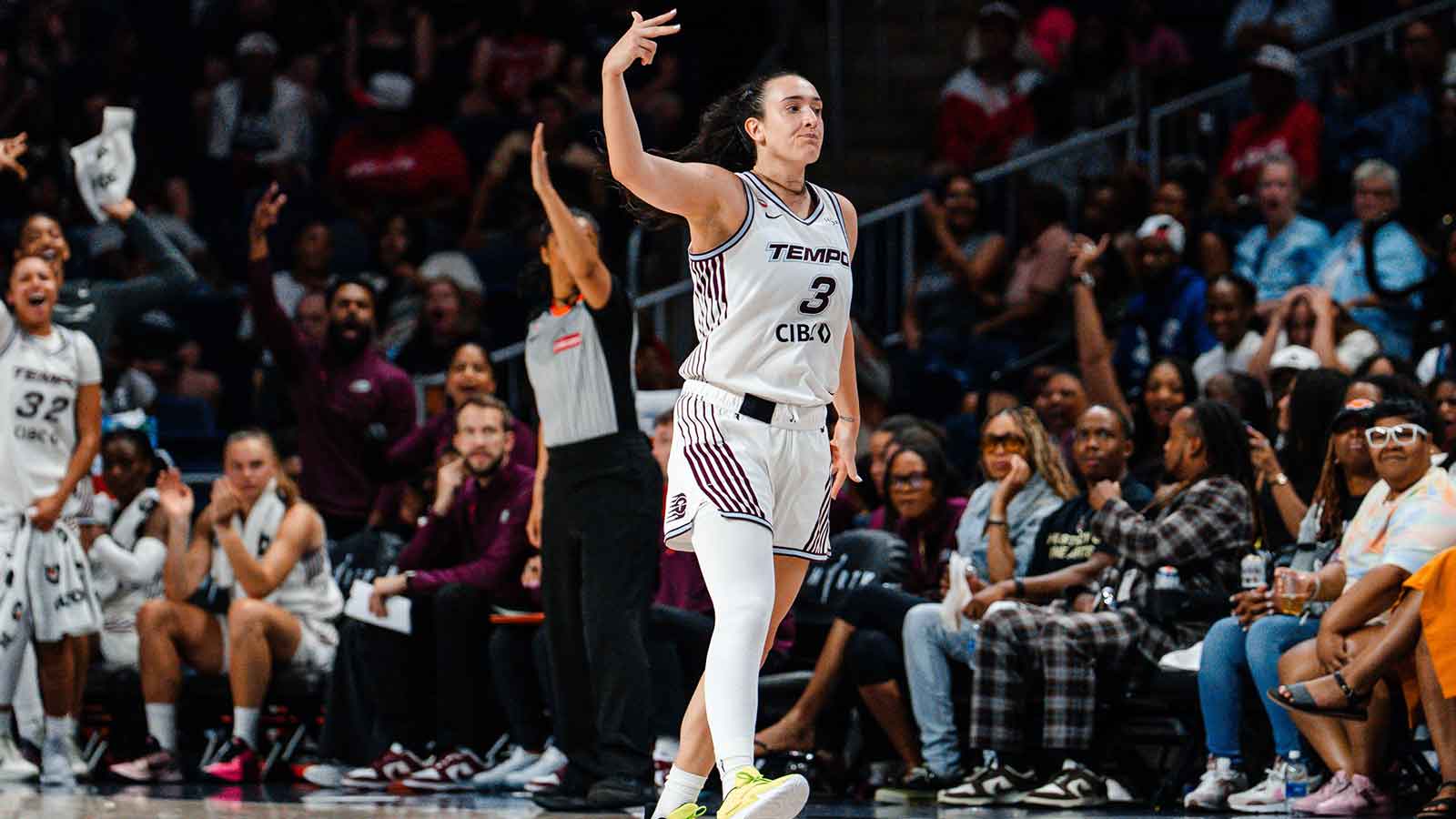 Tempo’s Marina Mabrey caps legendary 53-point game with perfect reaction