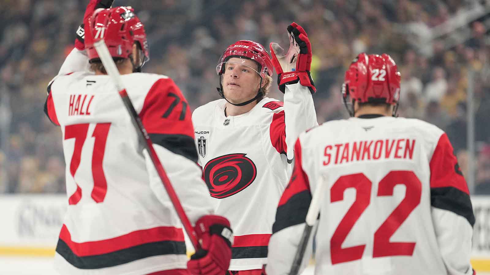 NHL news: Wild stat sums up Golden Knights-Hurricanes series chaos
