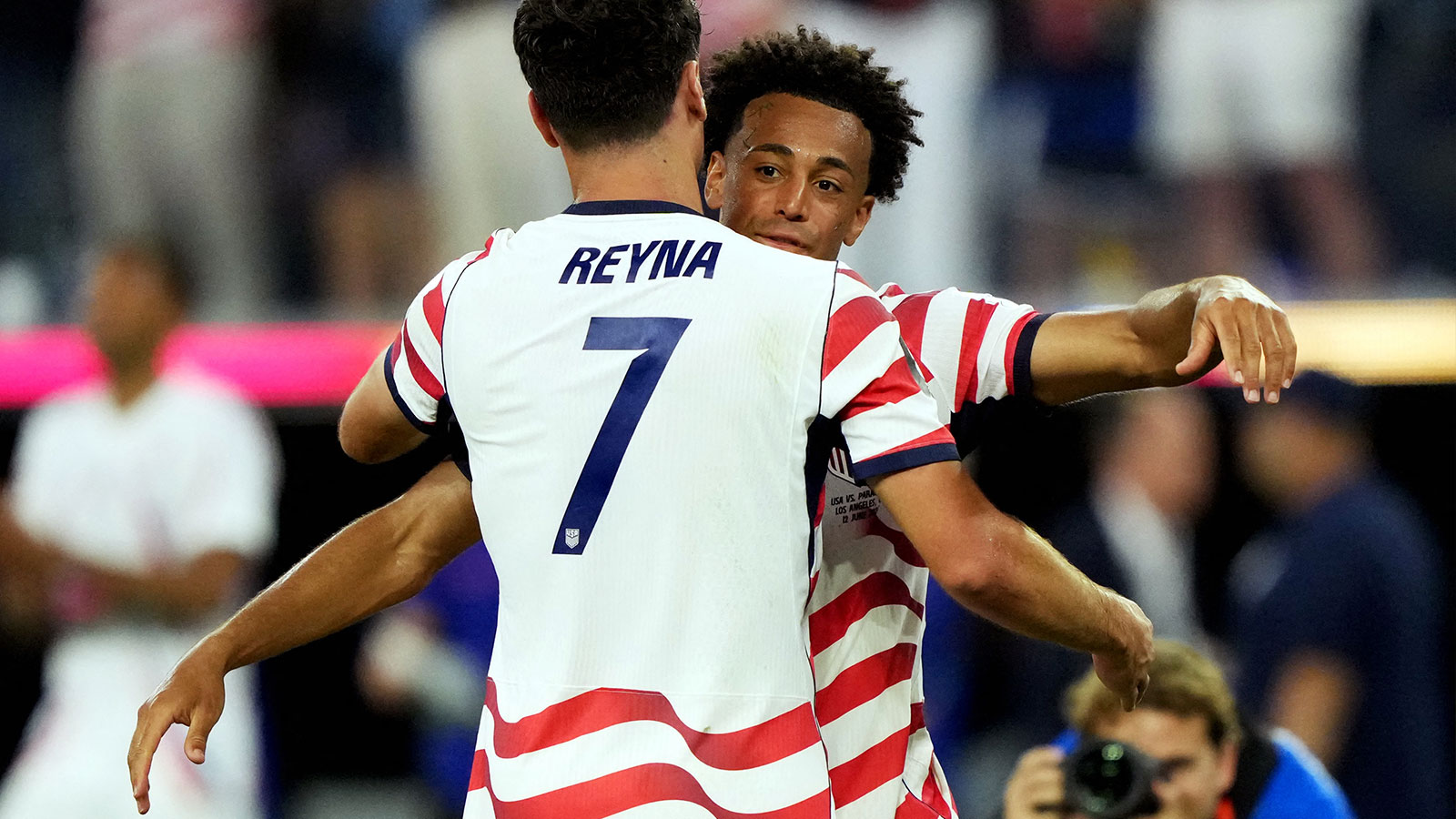 USMNT star Tyler Adams fires back at ‘disrespectful’ Gio Reyna critics