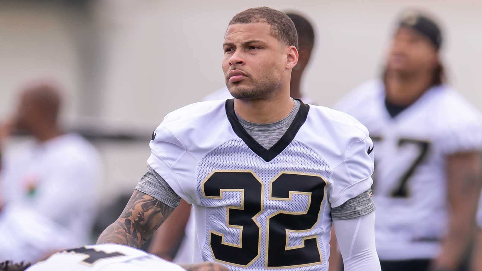 Ex-NFL safety Tyrann Mathieu goes full NSFW on fan over Brendan Sorsby joke
