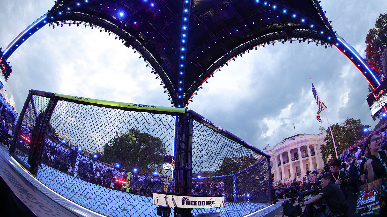 https://wp.clutchpoints.com/wp-content/uploads/2026/06/UFC-Freedom-250.jpg