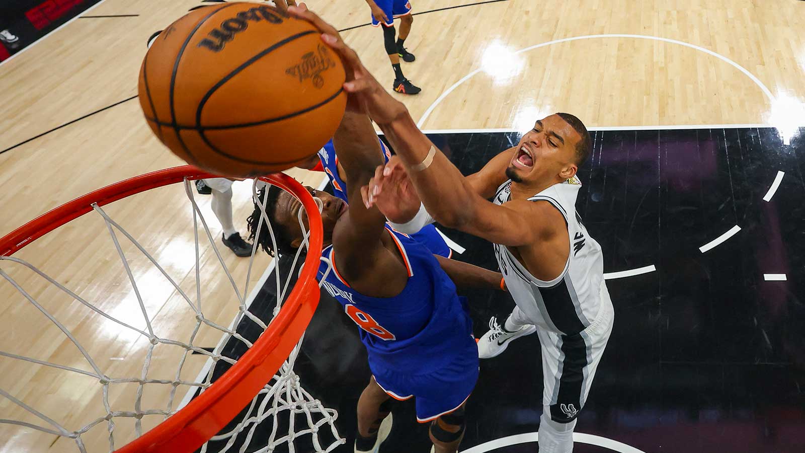 Spurs’ Victor Wembanyama gets 100% real on potential Donald Trump distraction in Game 3