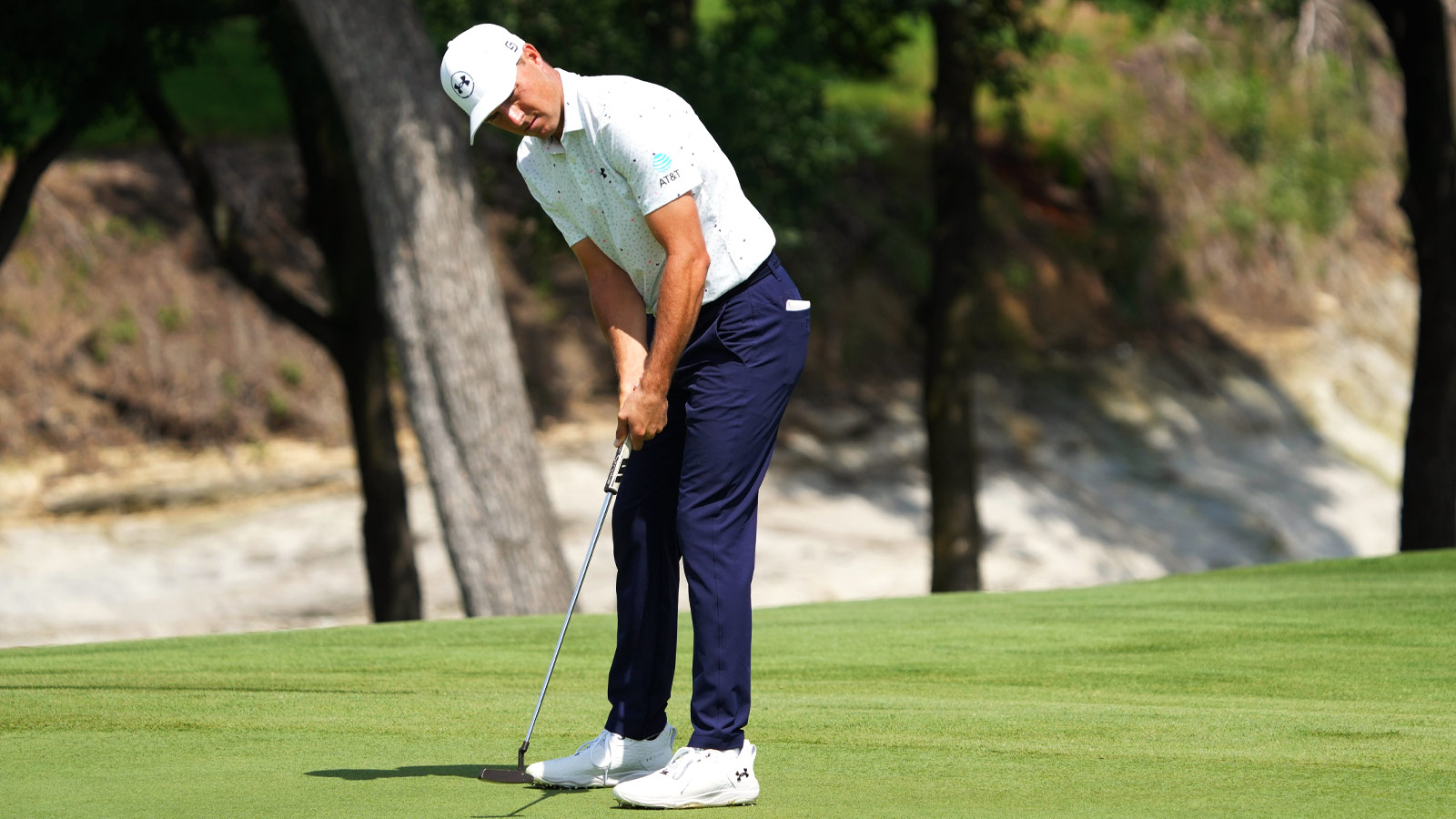 Watch Jordan Spieth drain insane 62-foot putt at Memorial Tournament