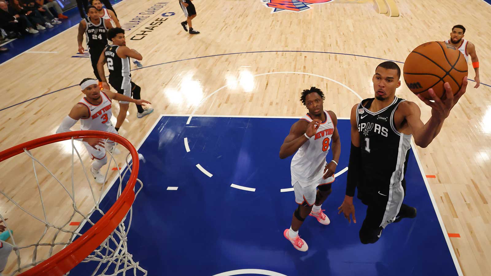 https://wp.clutchpoints.com/wp-content/uploads/2026/06/Wemby-vs-Knicks.jpg