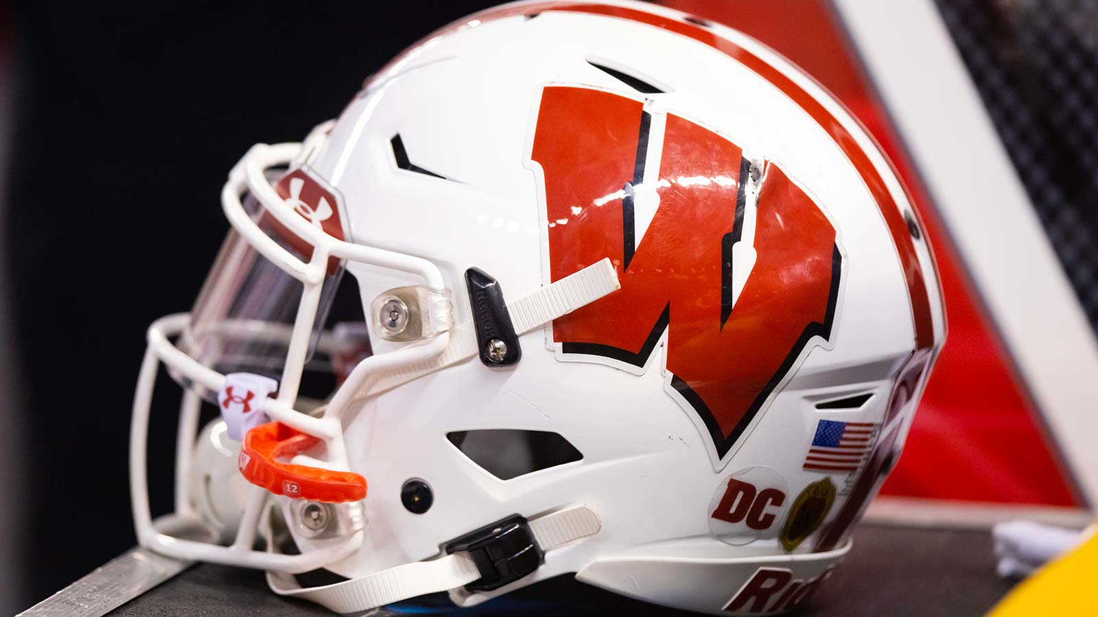 Wisconsin football flips Texas Tech EDGE commit after Brendan Sorsby drama
