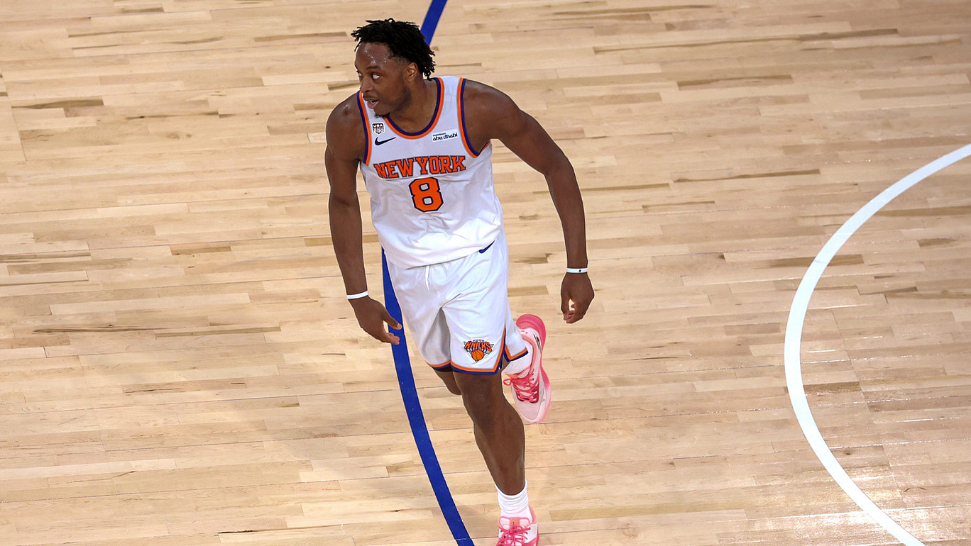 Relive OG Anunoby’s tip-in via Spurs radio call