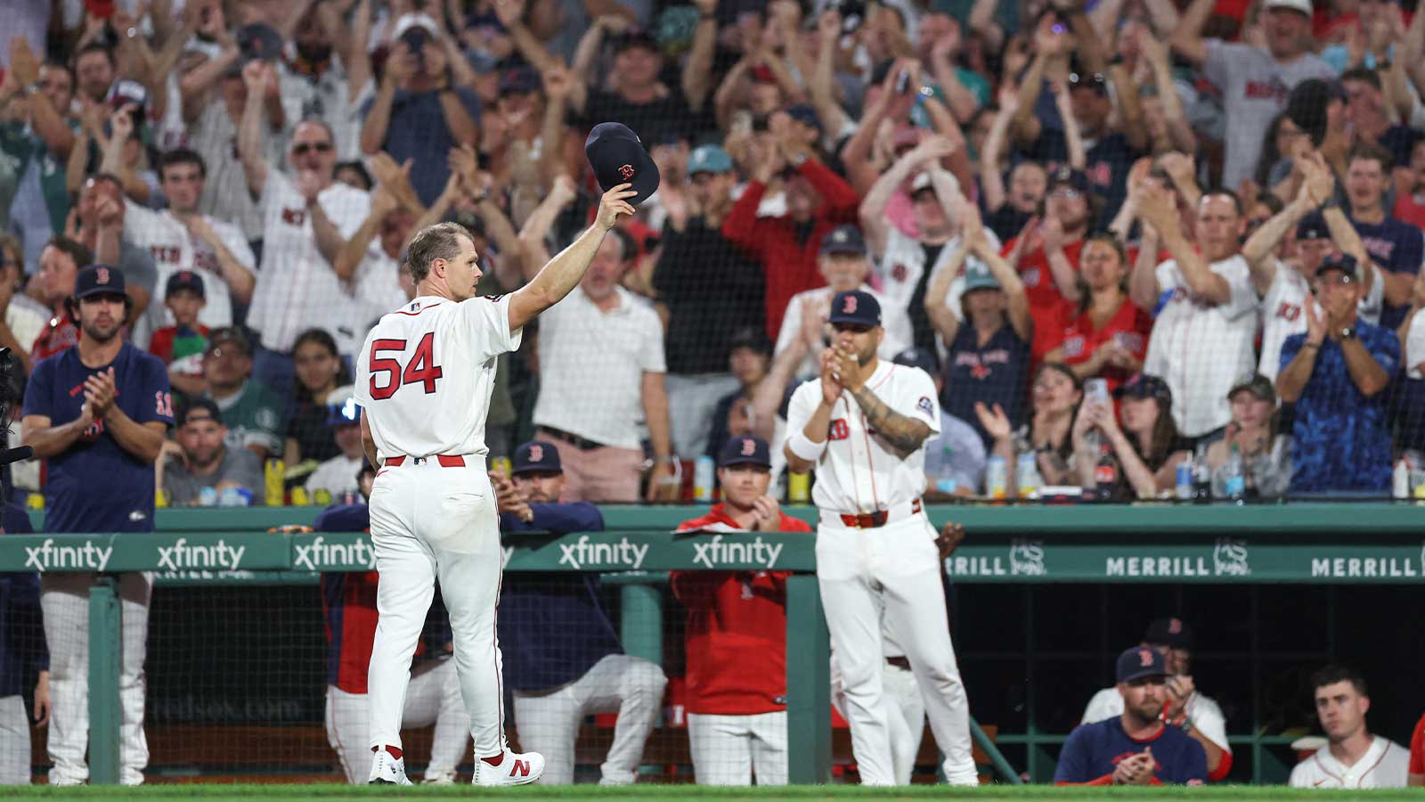 Red Sox avoid disaster, beat Yankees in 10 innings for 4-game sweep