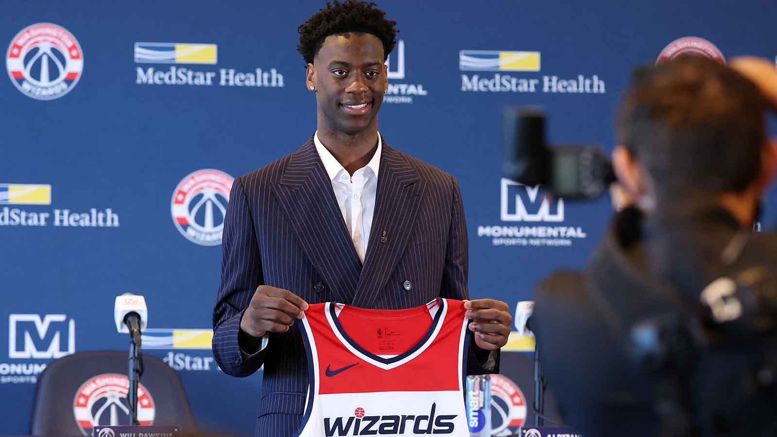 Wizards rookie AJ Dybantsa's immediate reaction to NBA Summer League debut