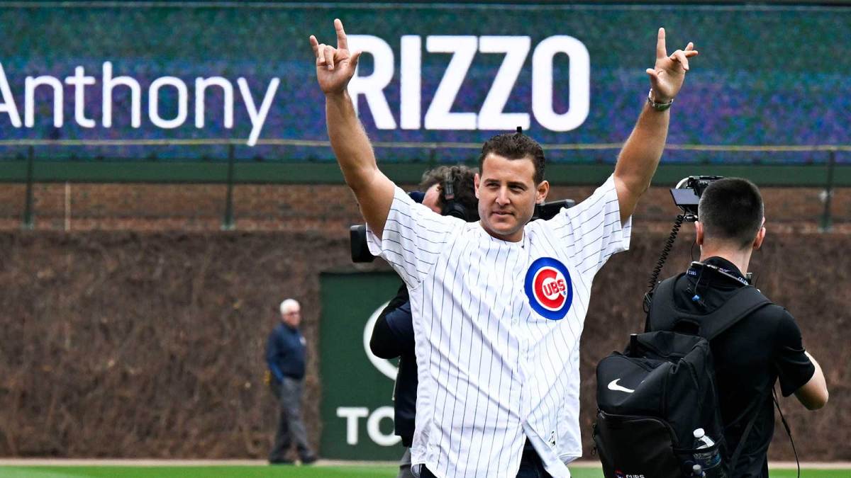 Cubs news: Jon Lester can't help but roast Rizzo while also praising him