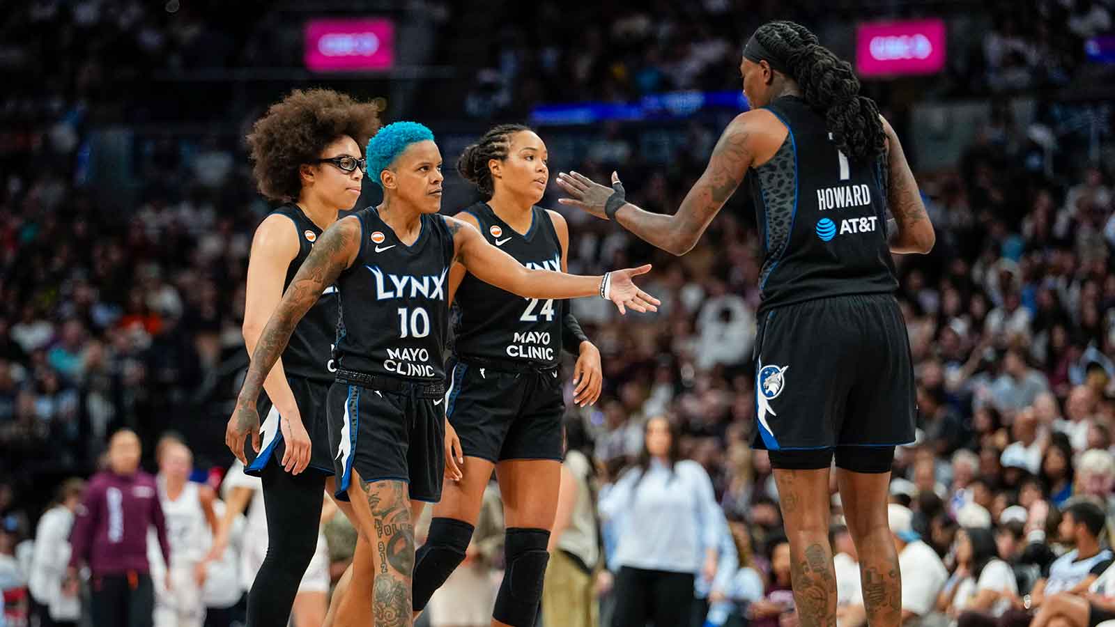 Lynx’s Courtney Williams gets Napheesa Collier shoutout after defensive masterpiece vs. Tempo