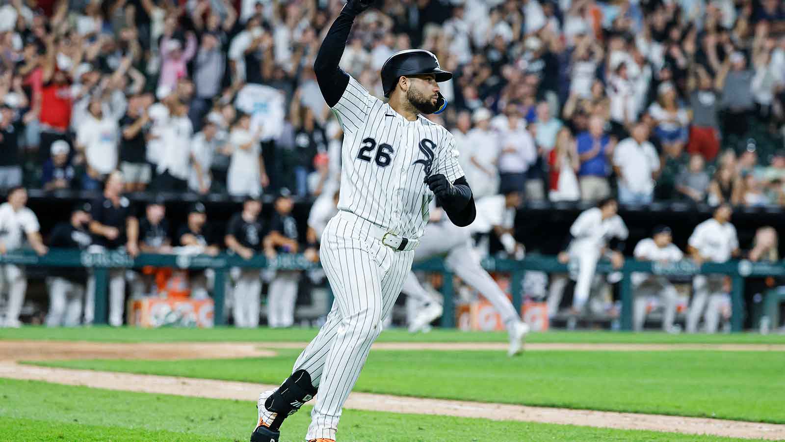 White Sox catcher Edgar Quero dooms Yankees with walk-off hit in stunning finish
