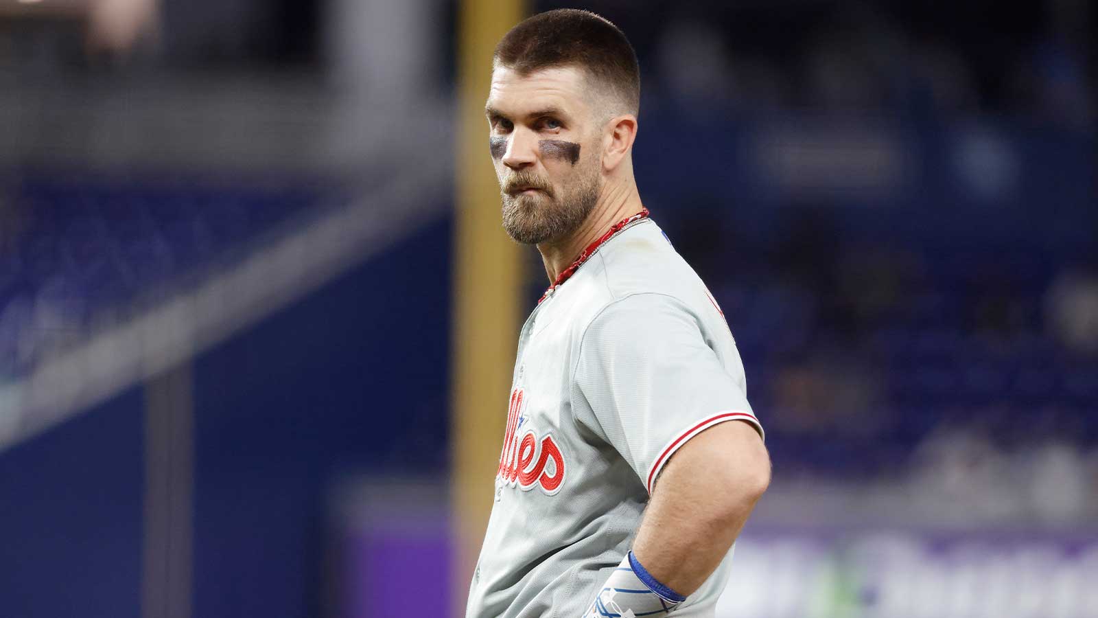 Phillies honor Bryce Harper’s request for Chase Utley Wall of Fame ceremony