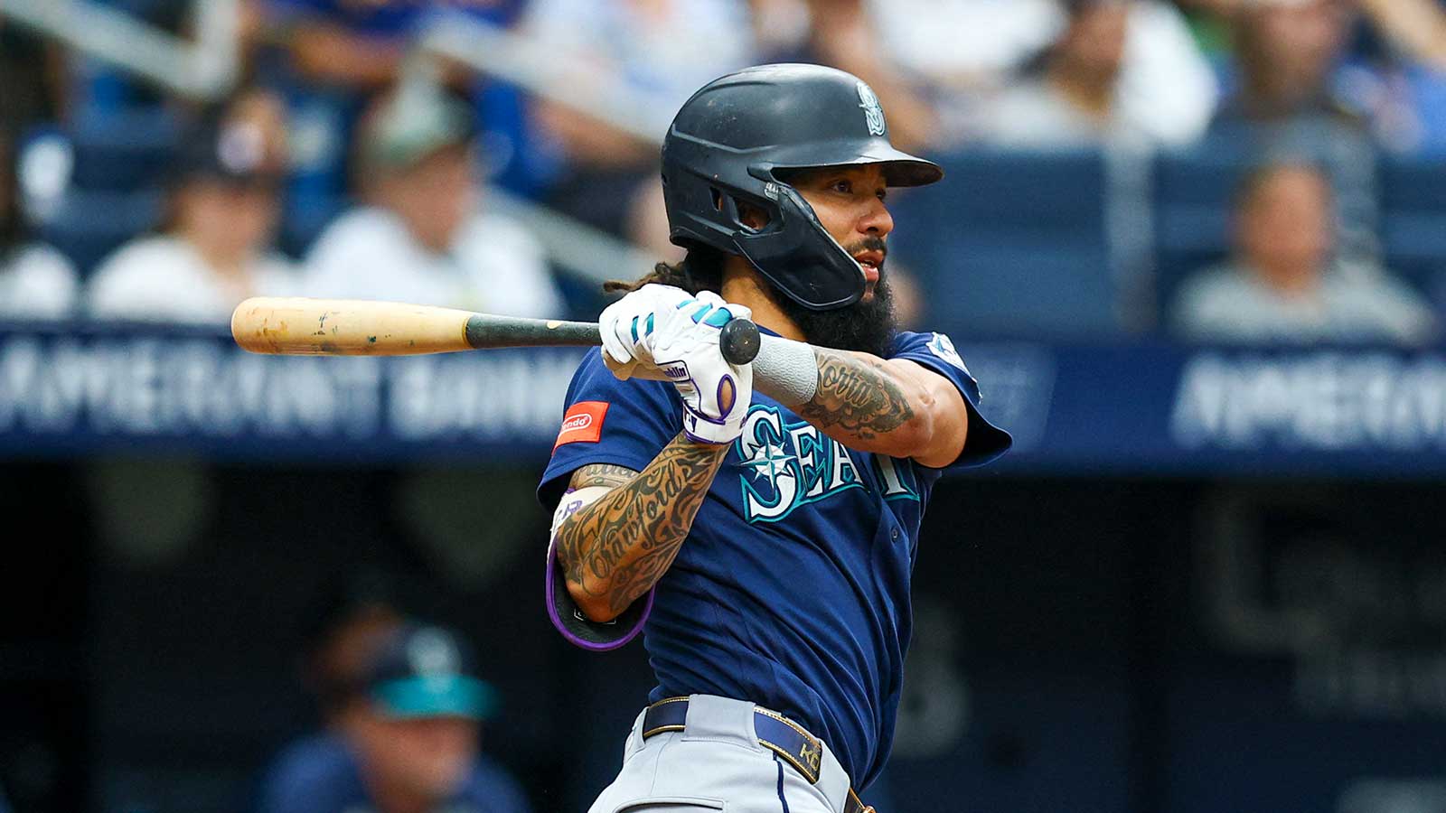 https://wp.clutchpoints.com/wp-content/uploads/2026/07/JP-Crawford-of-the-Seattle-Mariners.jpg
