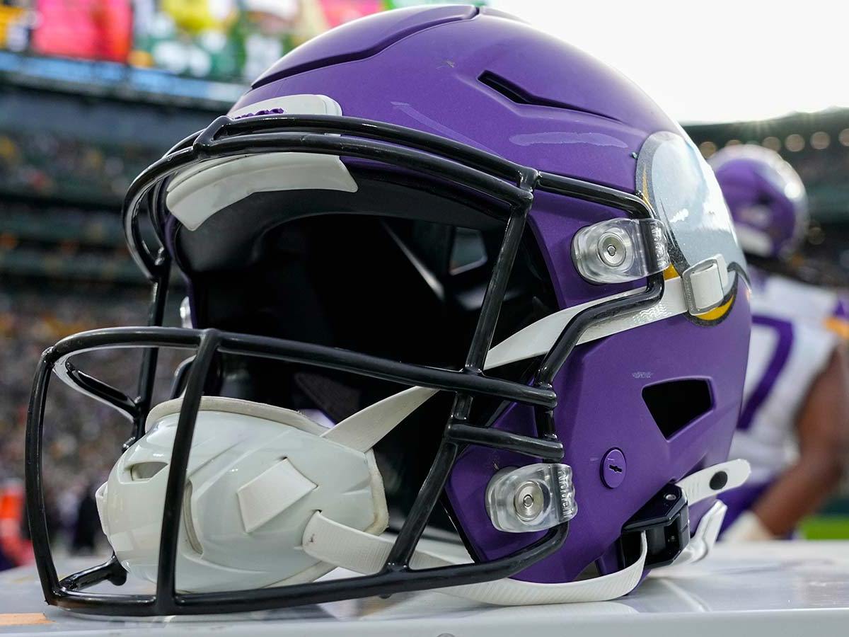 adams womens pro football helmet PRO100 ADULT HIGH HOOK-UP CHIN STRAPS(VARIOUS CO  Athletics Galore Schutt Vengeance Pro LTD II