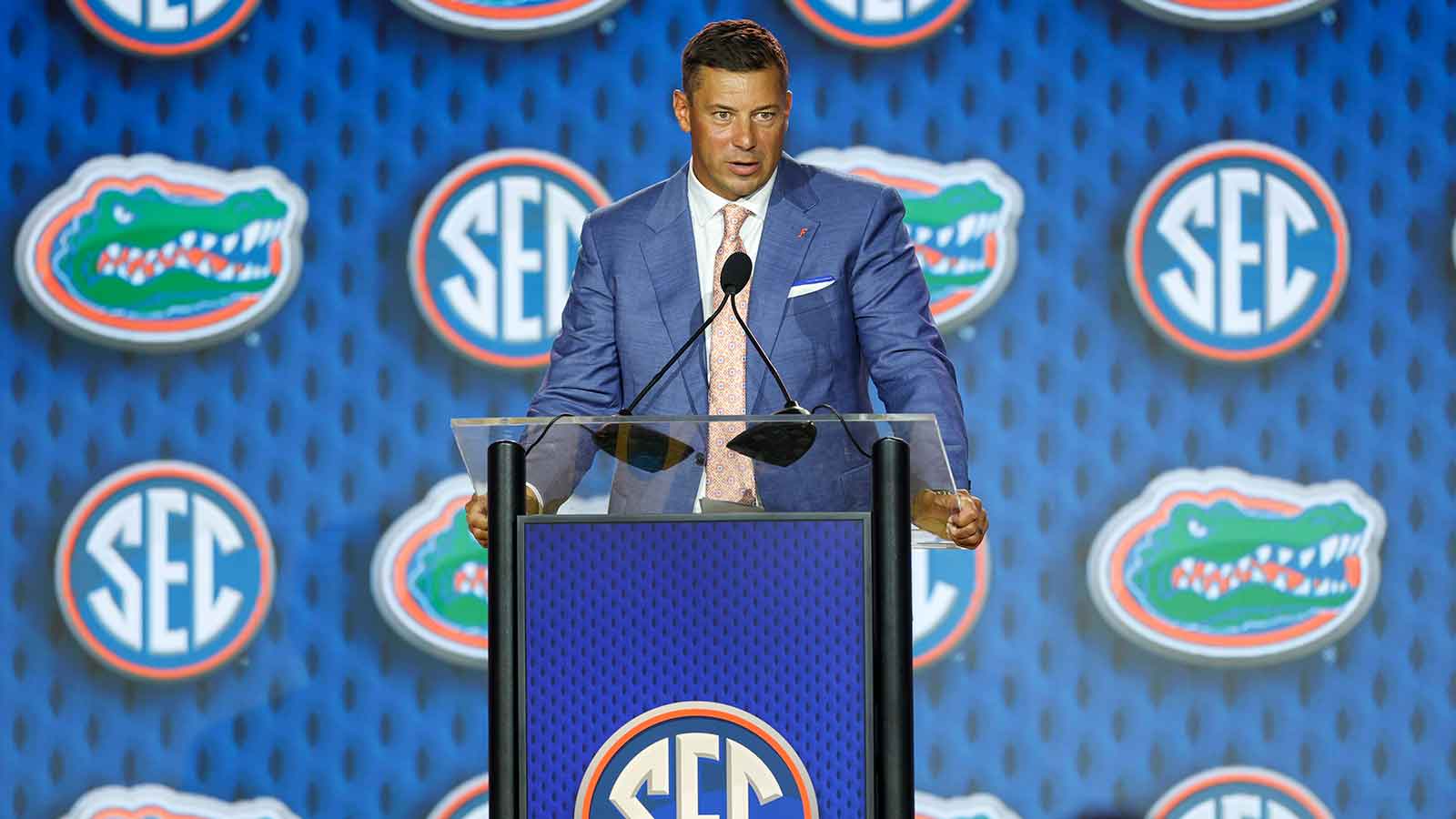 Jon Sumrall drops fired up message ahead of Florida’s blockbuster vs. Ole Miss