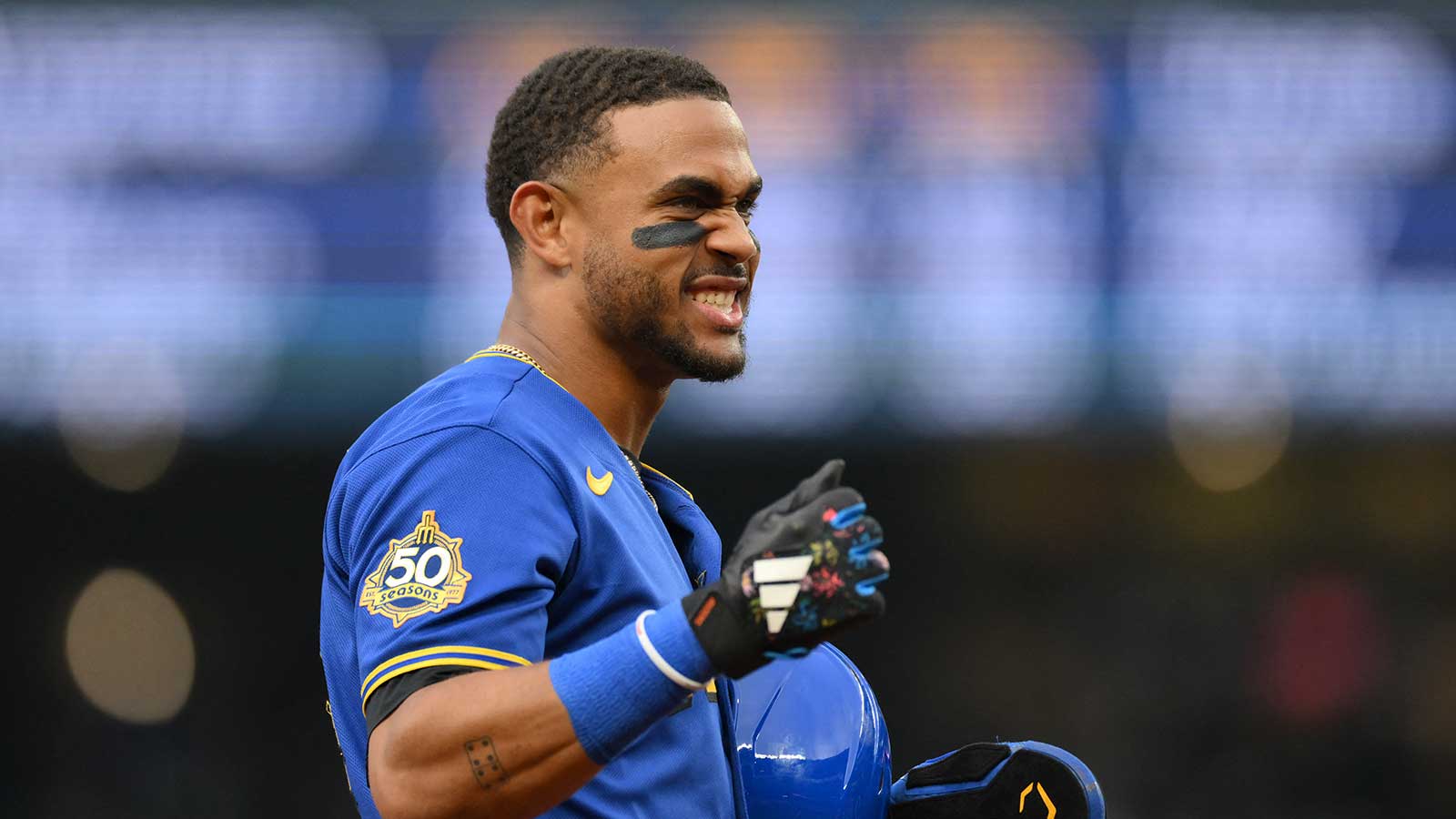 Mariners OF Julio Rodriguez’s gesture to fans led to violation during Cubs game