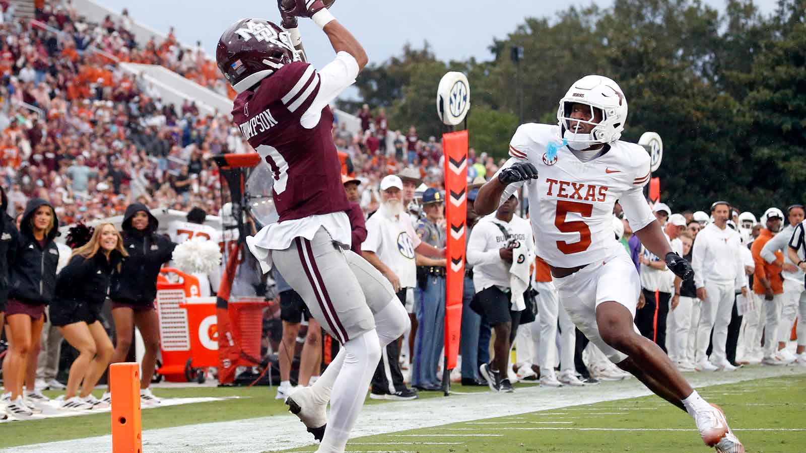 https://wp.clutchpoints.com/wp-content/uploads/2026/07/Justin-Herbert-likes-what-he-sees-from-wideout-Brenen-Thompson.jpg