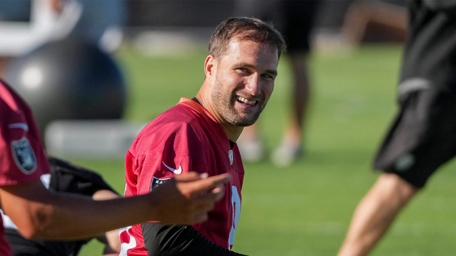 Raiders’ Kirk Cousins spins tough day against Texans pass rush into positive