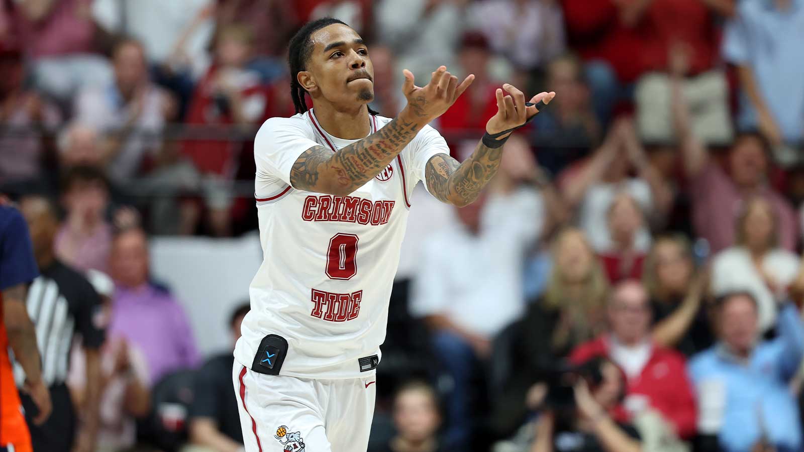 https://wp.clutchpoints.com/wp-content/uploads/2026/07/Labaron-Philon-Jr.jpg