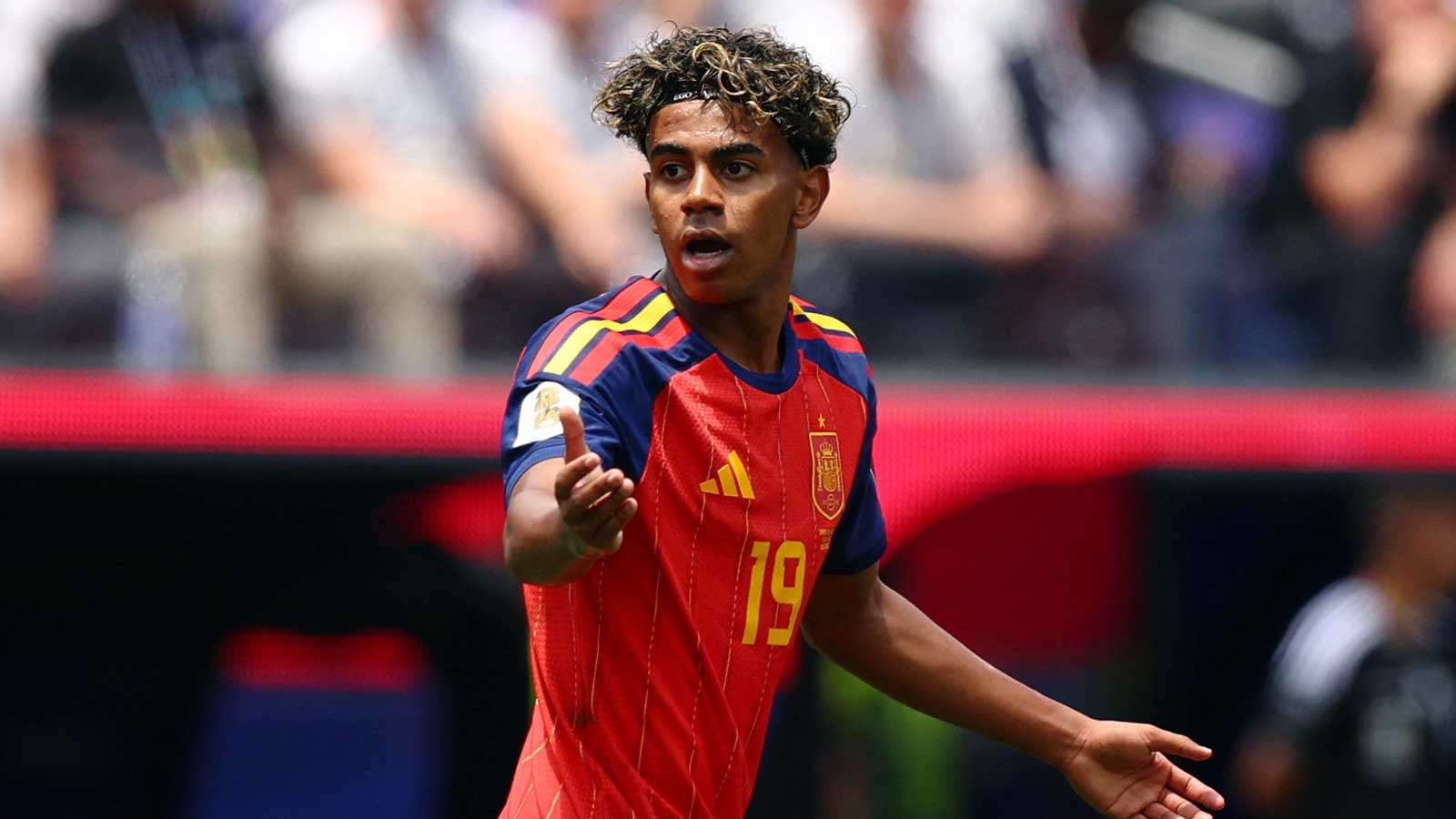 https://wp.clutchpoints.com/wp-content/uploads/2026/07/Lamine-Yamal-explains-why-France-should-fear-Spain.jpg