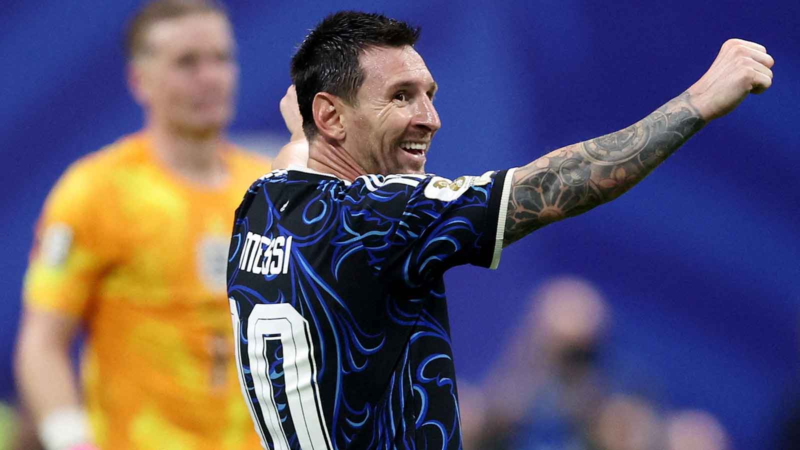 Lionel Messi fires defiant message at Argentina haters ahead of World Cup final