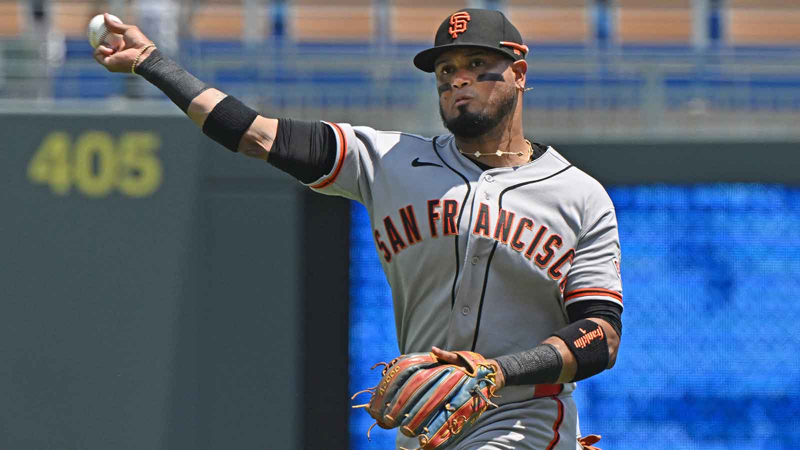 Luis Arraez bids Giants goodbye with classy post after Phillies trade