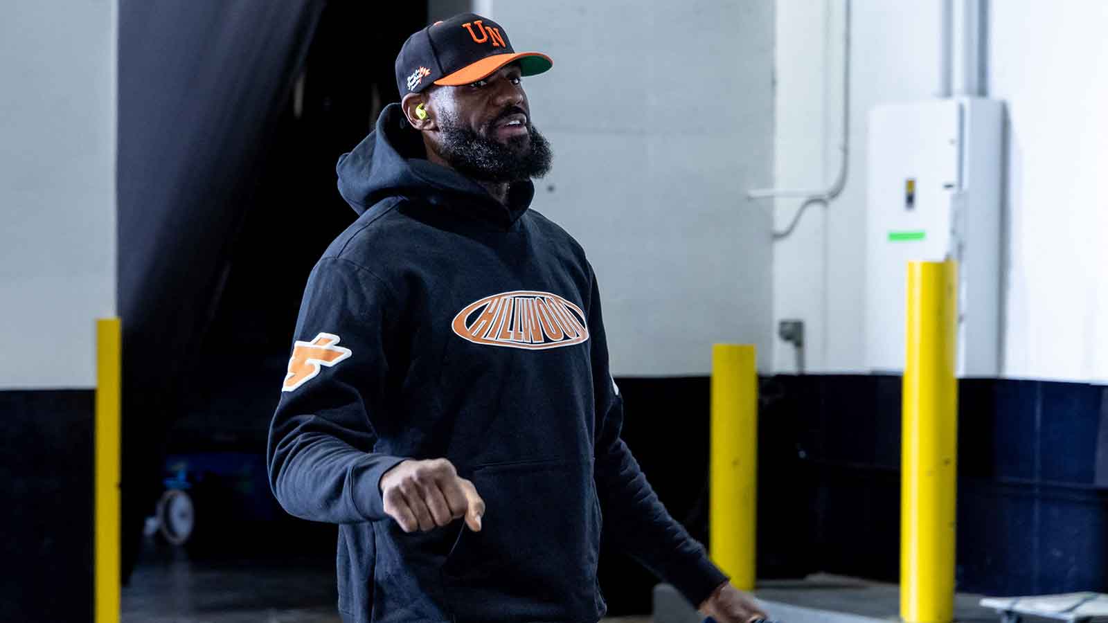 NBA rumors: Warriors insider gives LeBron James free agency update