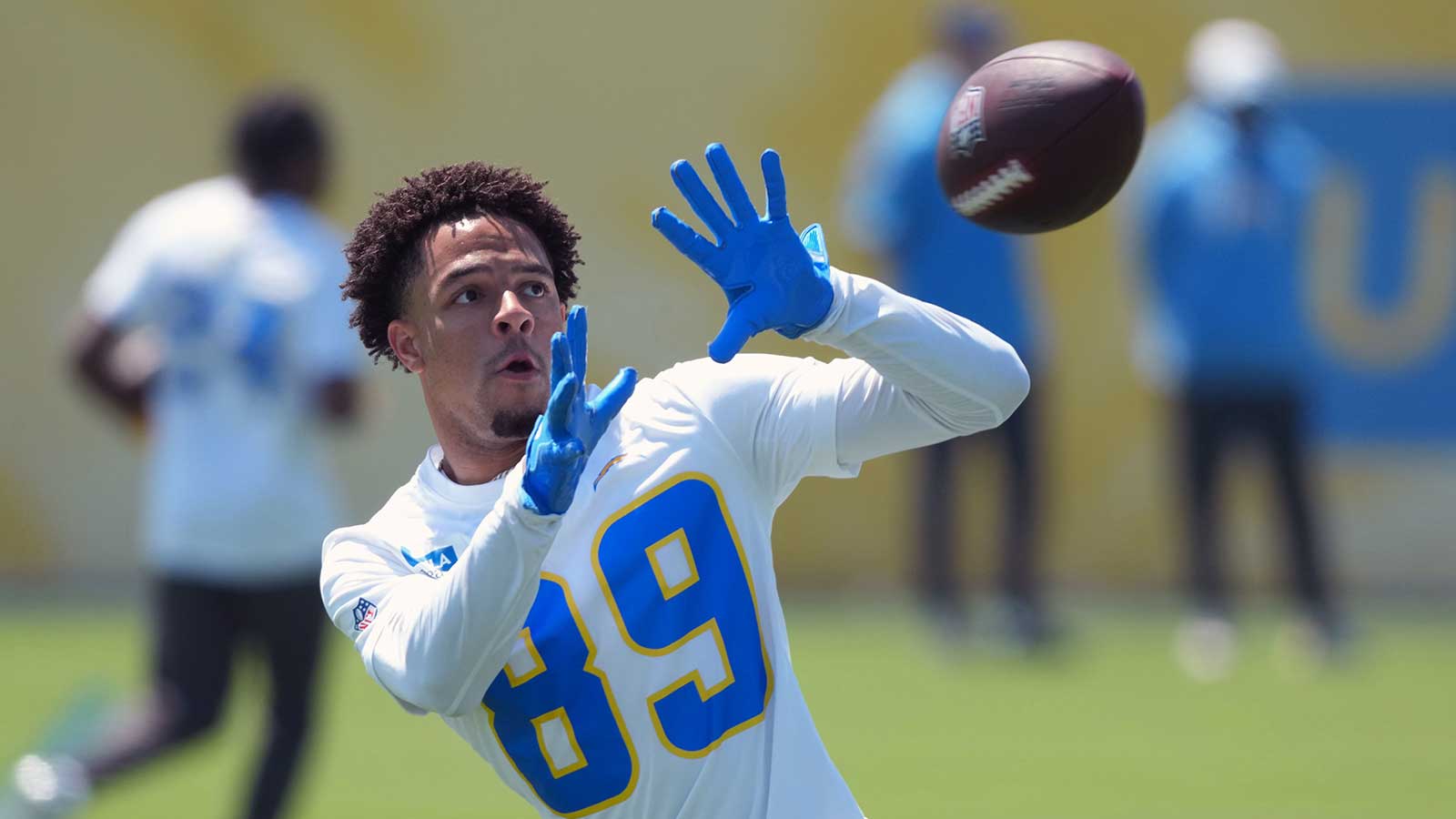 https://wp.clutchpoints.com/wp-content/uploads/2026/07/Mike-McDaniel-praises-rookie-receiver.jpg