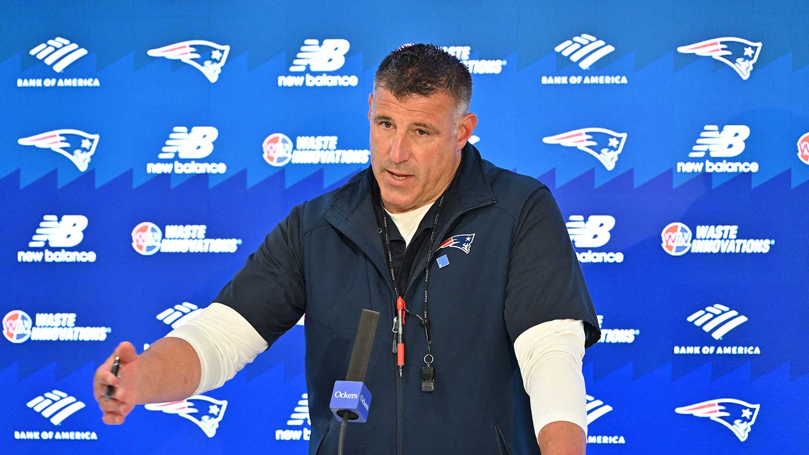 https://wp.clutchpoints.com/wp-content/uploads/2026/07/Mike-Vrabel-and-his-wife-Jen-attended-the-Taylor-Swift-Travis-Kelce-wedding-Friday-night.jpg