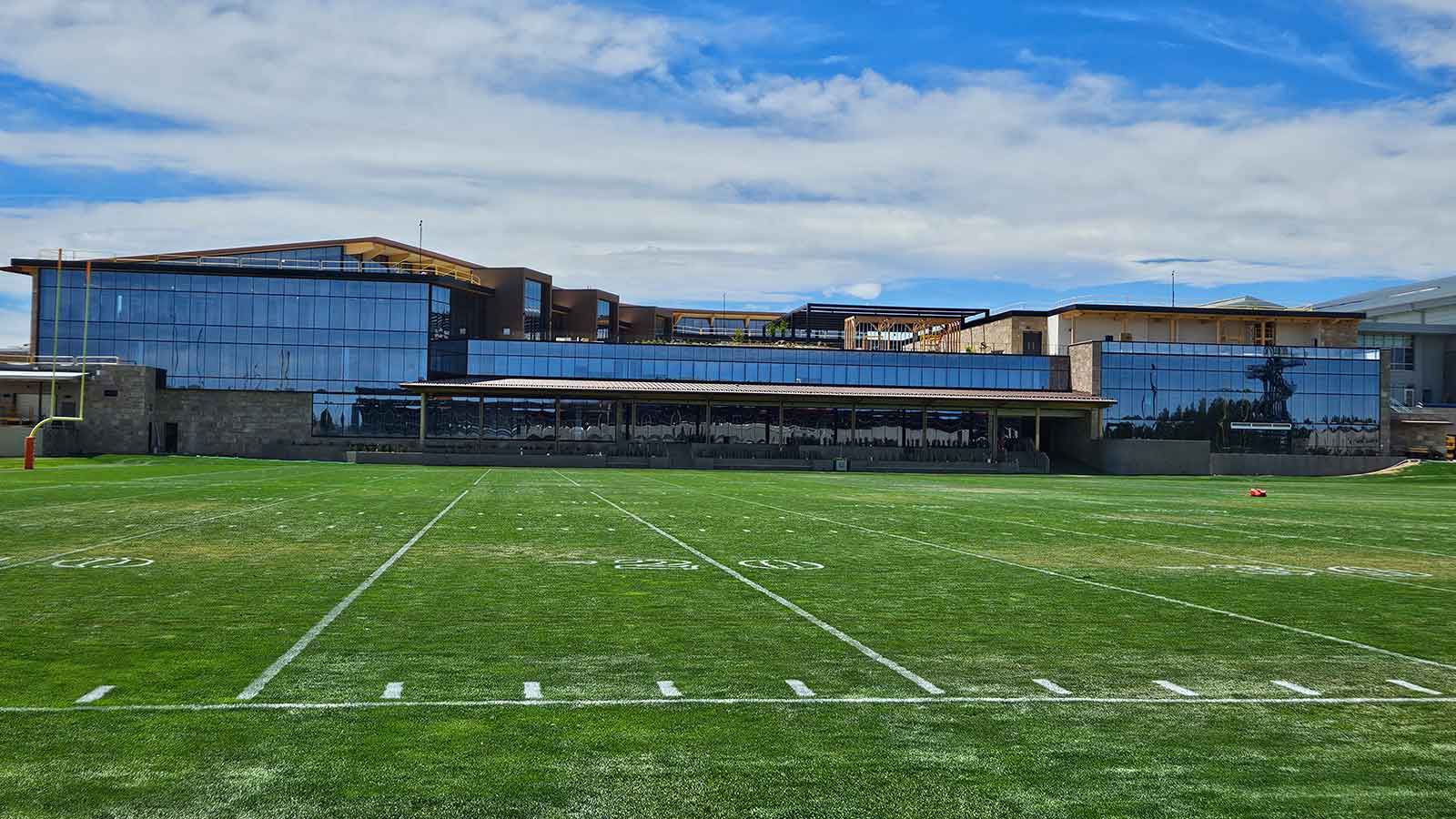 Broncos show off new $175M facility as training camp begins