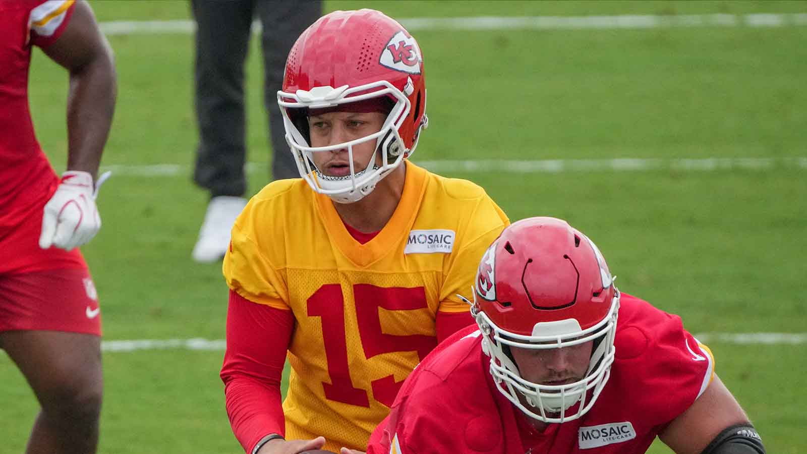 https://wp.clutchpoints.com/wp-content/uploads/2026/07/Patrick-Mahomes-at-Chiefs-training-camp.jpg