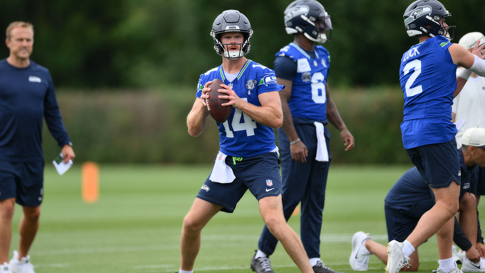 Seahawks’ Sam Darnold drops truth bomb on new offensive coordinator