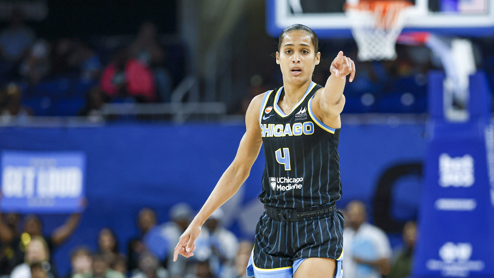 Skylar Diggins officially done as Sky limp to finish line of another awful season