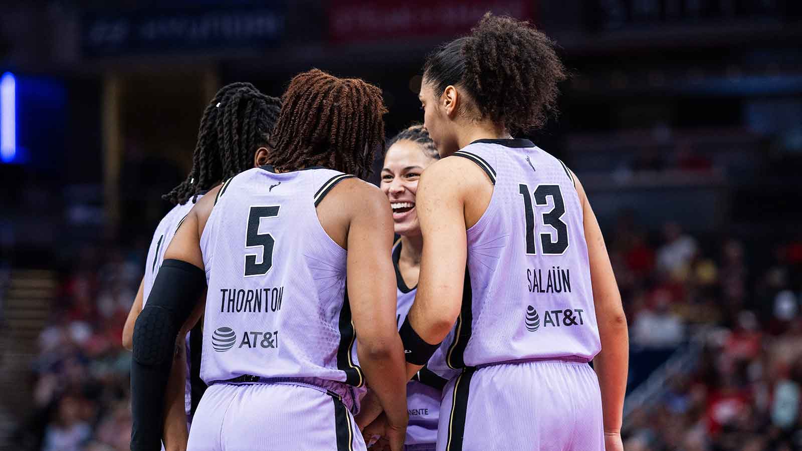 Golden State Valkyries in the second half against the Indiana Fever at Gainbridge Fieldhouse.