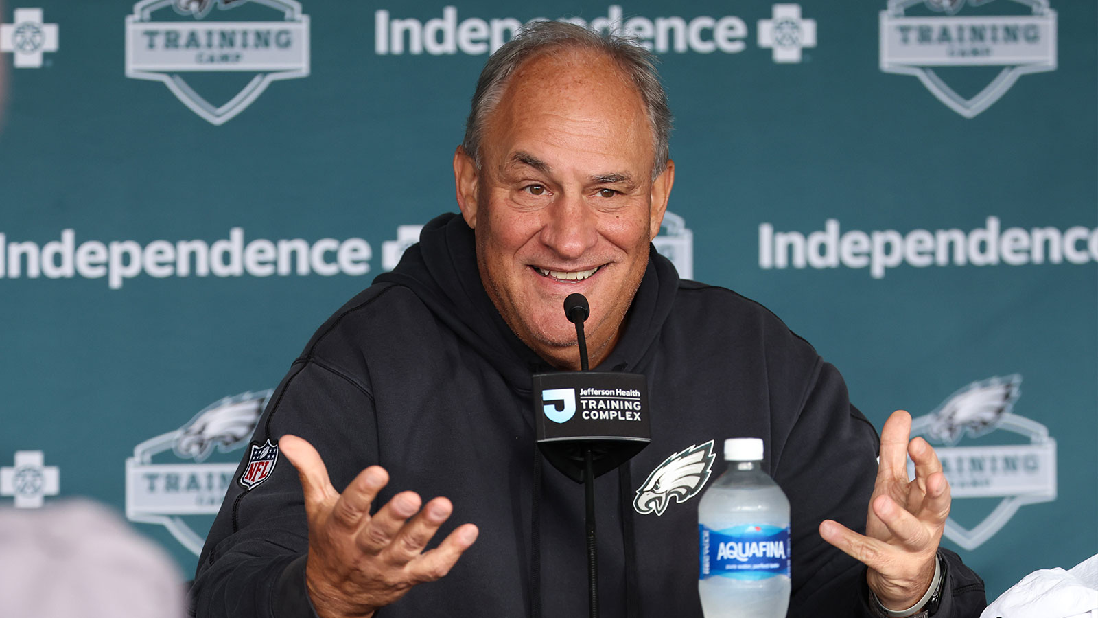 https://wp.clutchpoints.com/wp-content/uploads/2026/07/Vic-Fangio.jpg