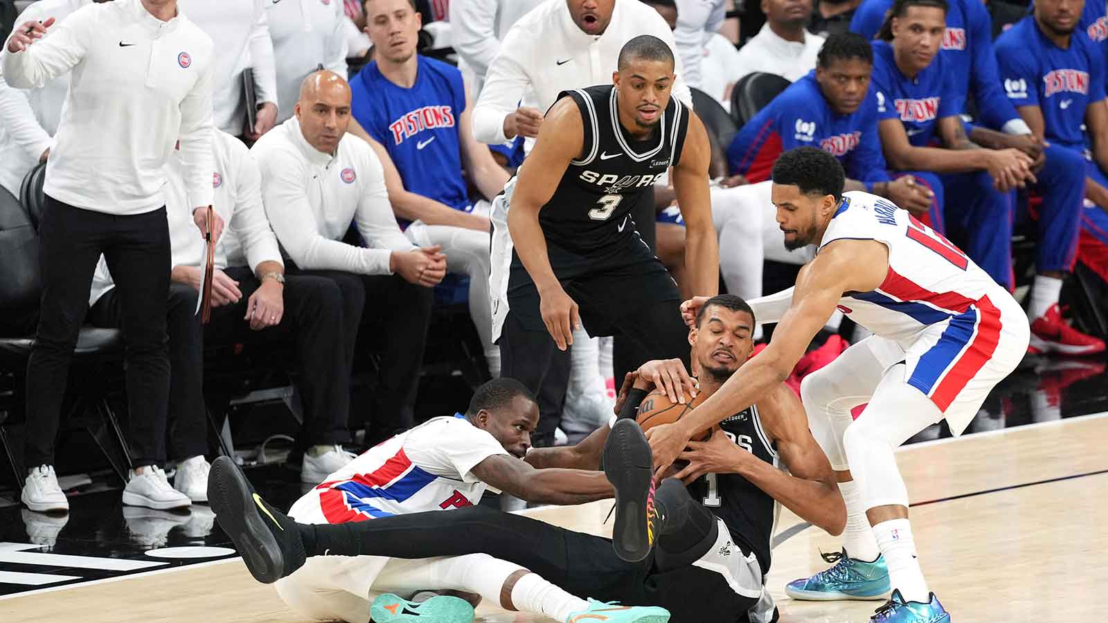 Why Spurs' Tobias Harris could fill veteran presence needed after De'Aaron Fox Finals implosion