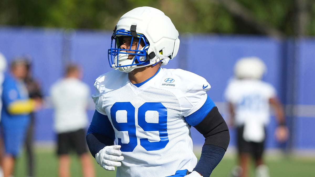Rams’ Aaron Donald teases special things with Myles Garrett amid NFL return