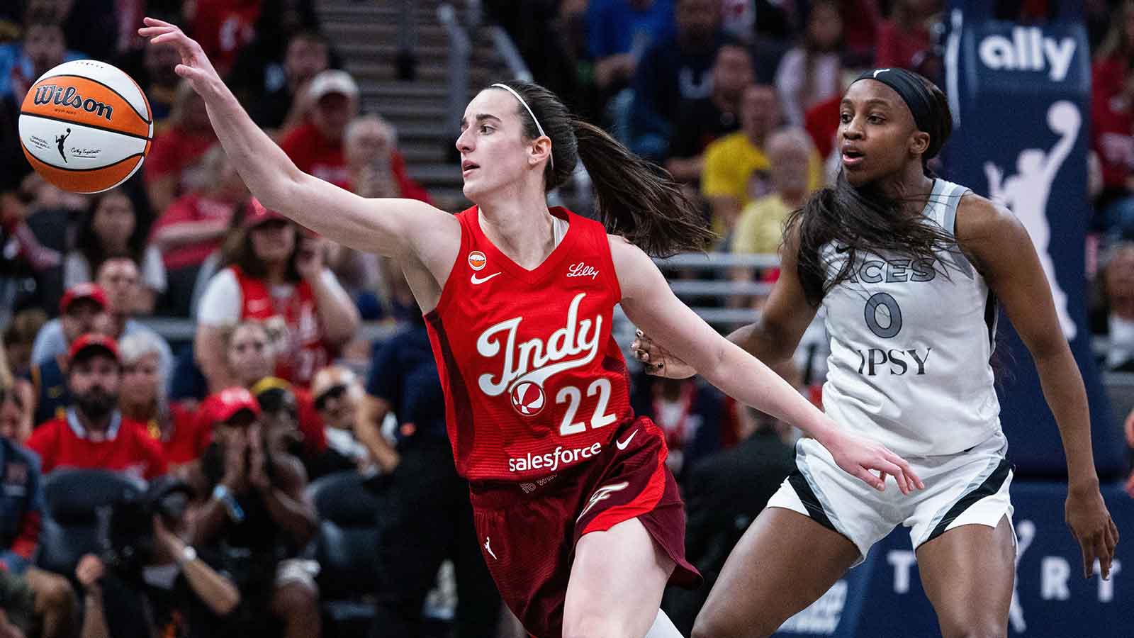 https://wp.clutchpoints.com/wp-content/uploads/2026/08/Aces-guard-Jackie-Young-defends.jpg