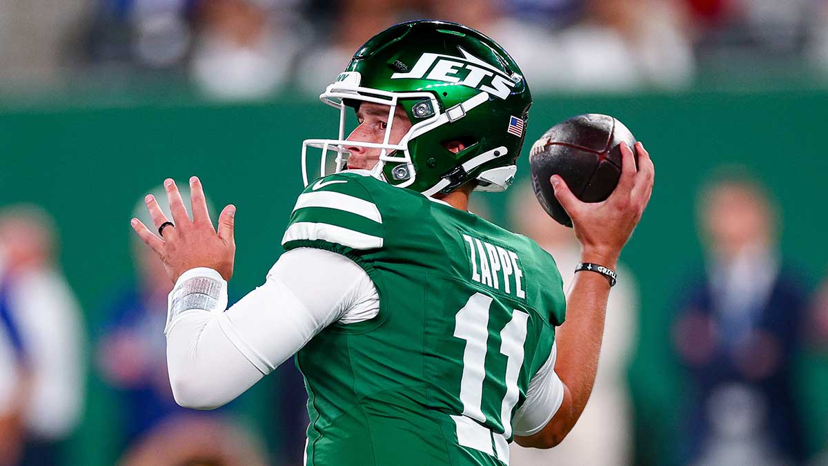https://wp.clutchpoints.com/wp-content/uploads/2026/08/Bailey-Zappe-throws-a-pass.jpg