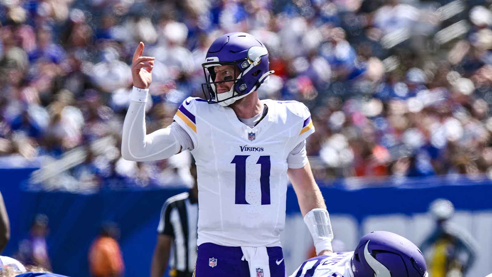 Minnesota Vikings quarterback Carson Wentz (11) looks toward the sideline during the first half against the New York Giants at MetLife Stadium. 