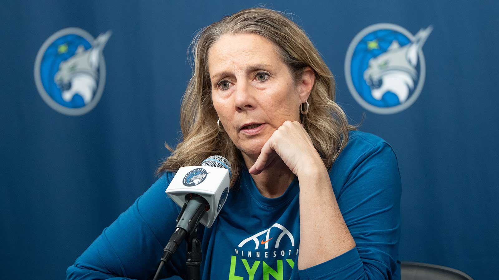 https://wp.clutchpoints.com/wp-content/uploads/2026/08/Cheryl-Reeve-goes-off-on-terrible-Minnesota-defense-in-loss-to-Sparks.jpg