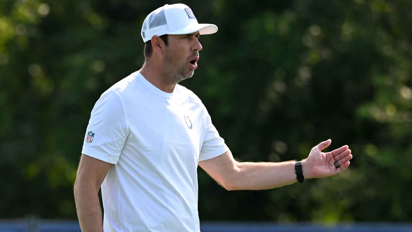 https://wp.clutchpoints.com/wp-content/uploads/2026/08/Colts-head-coach-Shane-Steichen-reacts-at-training-camp.jpg