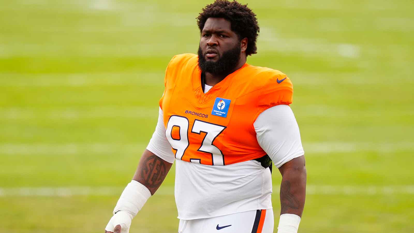 https://wp.clutchpoints.com/wp-content/uploads/2026/08/DJ-Jones-makes-strong-statement-about-Denver-chasing-NFL-sack-history.jpg