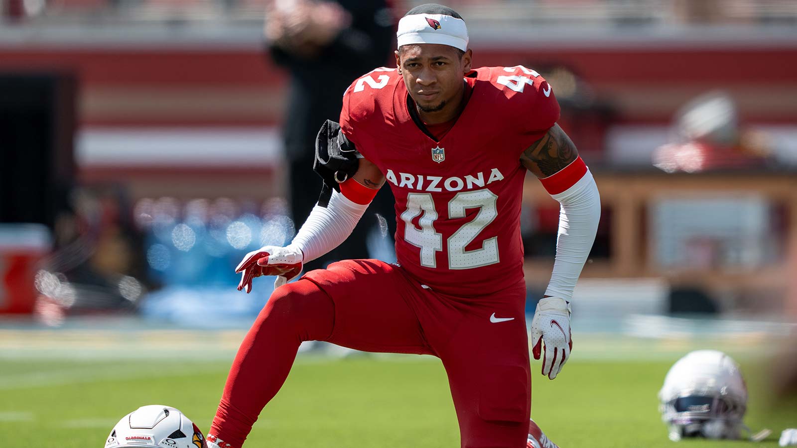 Arizona Cardinals safety Dadrion Taylor-Demerson (42) warms up before the game against the San Francisco 49ers at Levi's Stadium.