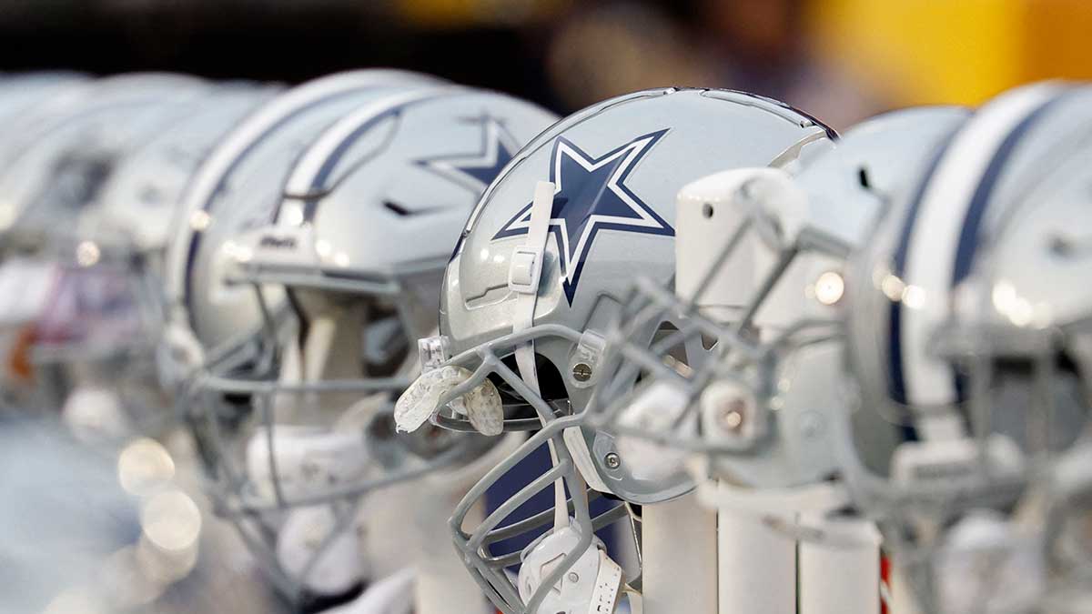 https://wp.clutchpoints.com/wp-content/uploads/2026/08/Dallas-Cowboys-helmets.jpg