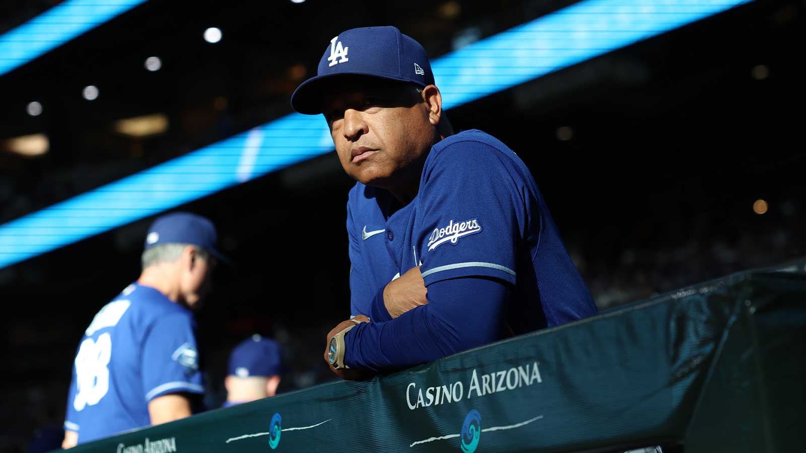 Derek Carr reveals Dave Roberts’ touching gesture to his family