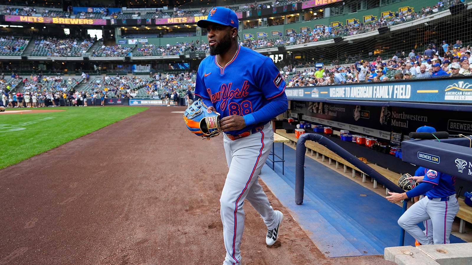 https://wp.clutchpoints.com/wp-content/uploads/2026/08/David-Stearns-reveals-real-reason-Luis-Robert-Jr.-wasnt-traded.jpg