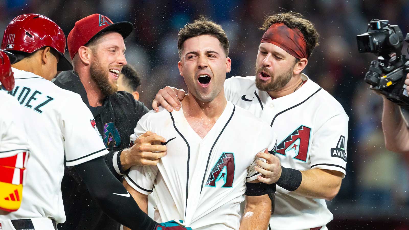 https://wp.clutchpoints.com/wp-content/uploads/2026/08/Diamondbacks-pinch-hitter-Ryan-Waldschmidt-right-celebrates.jpg