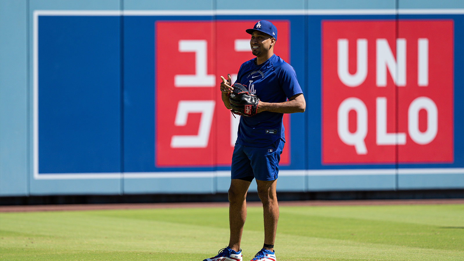 Why this insider would be hesitant to immediately make Edwin Diaz Dodgers’ closer again